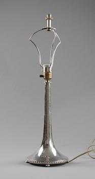 LAMPFOT, silver, C.G. Hallberg, Stockholm, 1925.