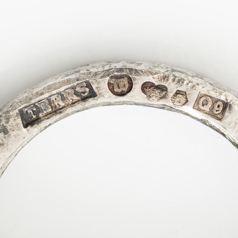 PA Lundahl-Terrs, a ring, silver with quartz, Växjö 1966.