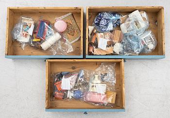 Doll's house with accessories, from around the mid-20th century.