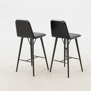 Space Copenhagen bar stools 1 pair "Spine Wood Base" for Fredericia furniture Denmark 2000s.