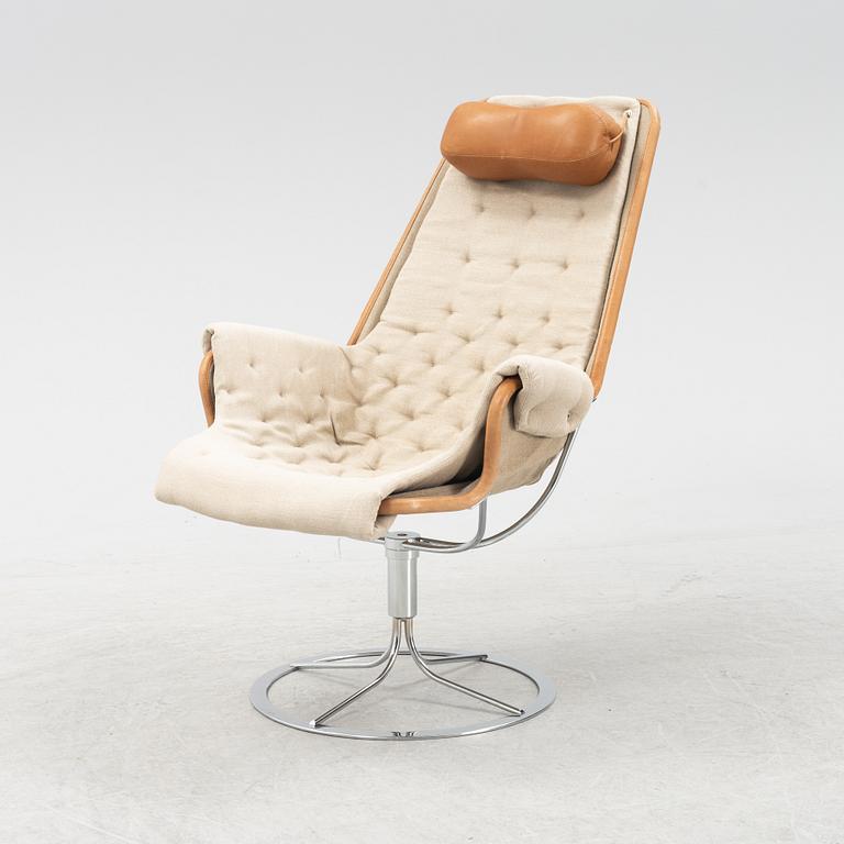 A 'Jetson' swivel easy chair by Bruno Mathsson for Dux.