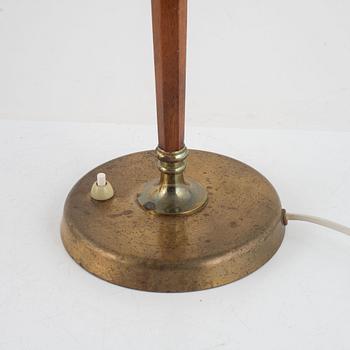 Bordslampa, modell 2795, Swedish Modern, Bröderna Malmströms Metallvarufabrik, 1900-talets mitt.