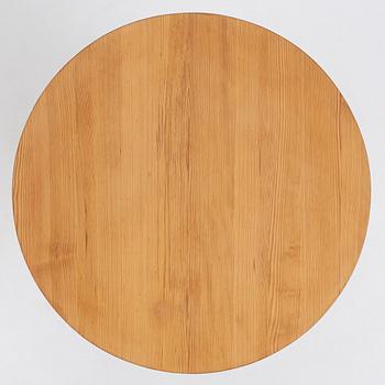 Nordiska Kompaniet, a Swedish Modern "Lovö" pine table, 1940s.