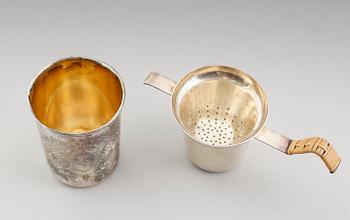 BÄGARE samt TESIL MED SKÅL, silver, 1800/1900-tal. Vikt ca 180 gram.
