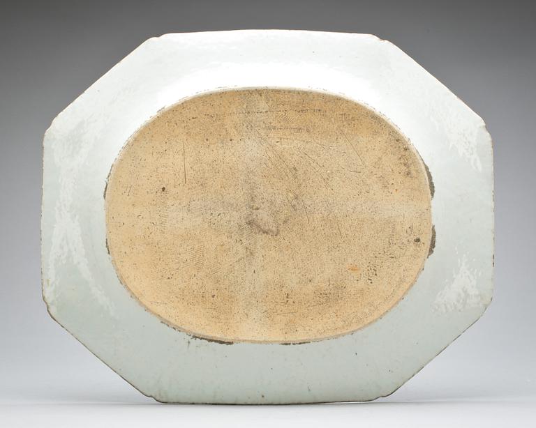 STEKFAT, porslin. Kina, 1700/1800-tal.