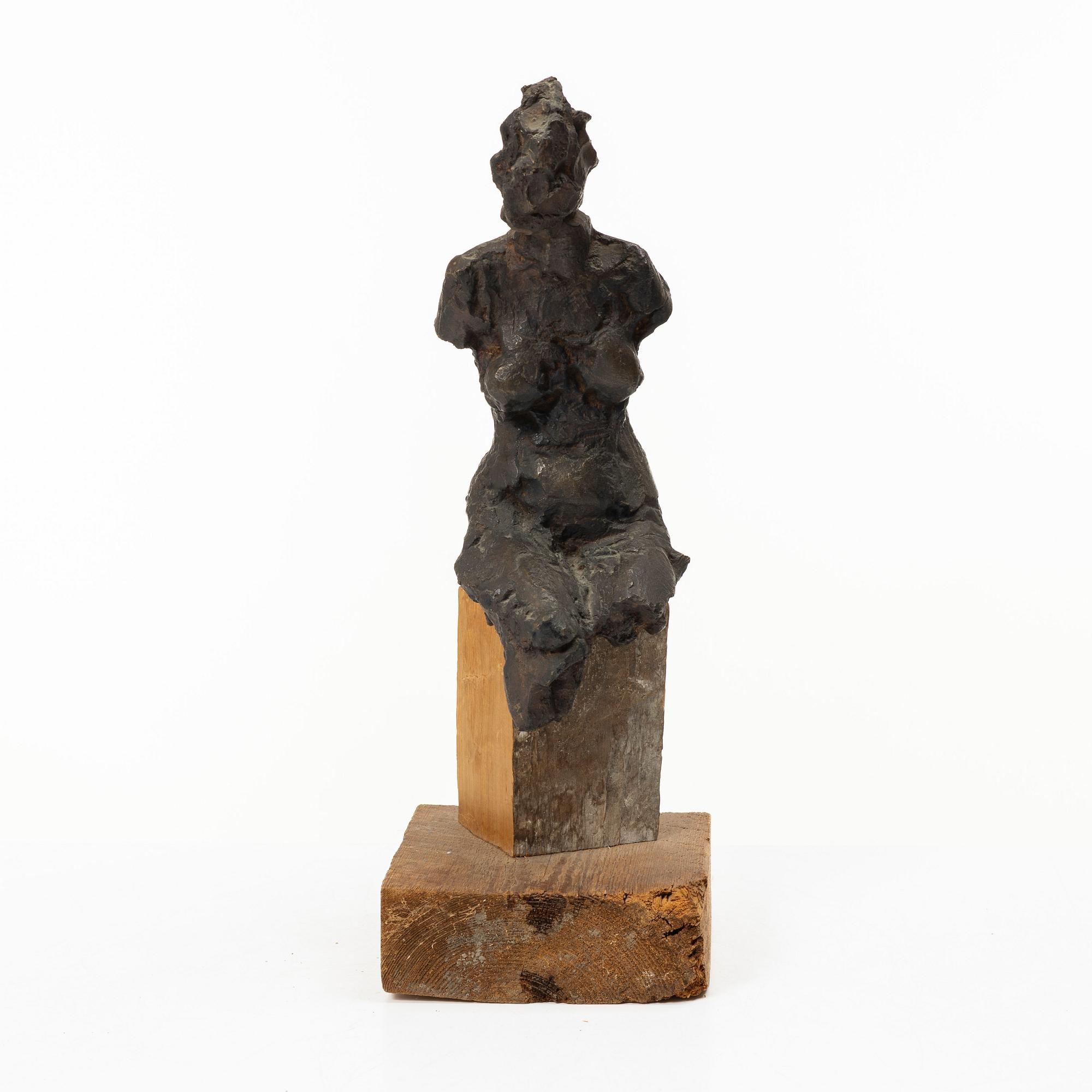 Berto Marklund, "Seated female model".