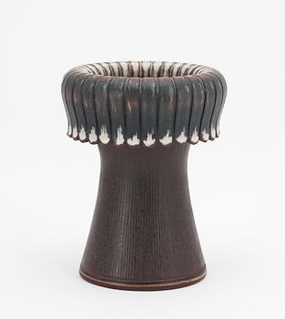 A Wilhelm Kåge 'Farsta' stoneware vase, Gustavsberg studio 1955.