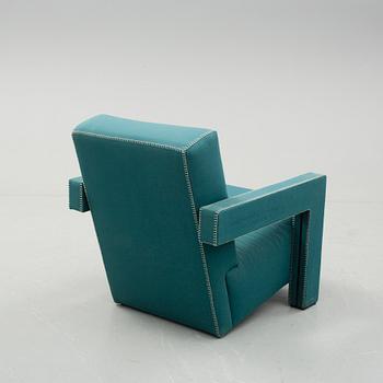 GERRIT T RIETVELD, "Utrecht",  Cassina, fåtölj.