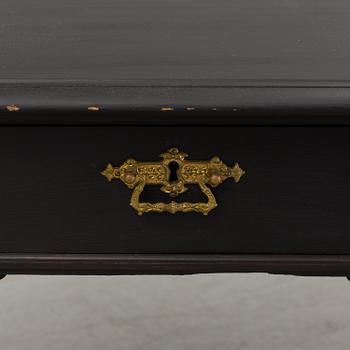 SKRIVBORD, omkring år 1900.