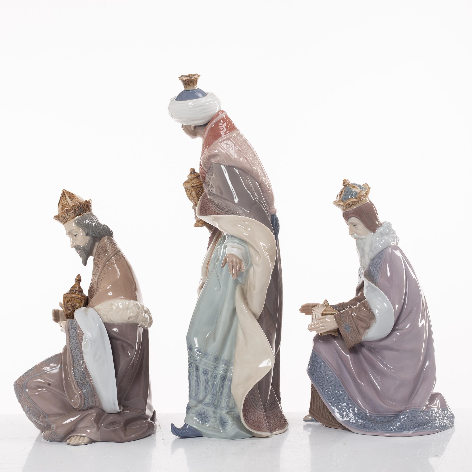 Lladró, figuriner, 4 st, "Holy family", samt "Three Kings", Spanien.