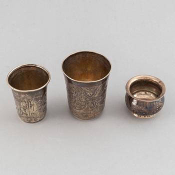 3 russian silver beakers, Moscow 1880-84 and Kiev 1908-26.