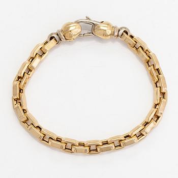 An 18K gold bracelet, Italy. Import marked Torbjörn Tillander, Helsinki.