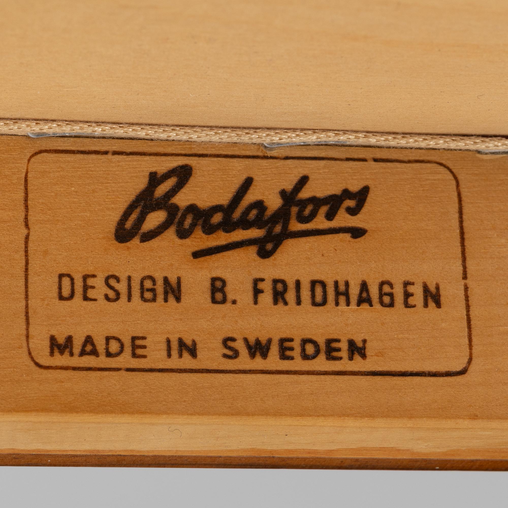 Bertil Fridhagen, A nine piece 'Diamant' dining set, Svenska Möbelfabrikerna Bodafors, 1960s.