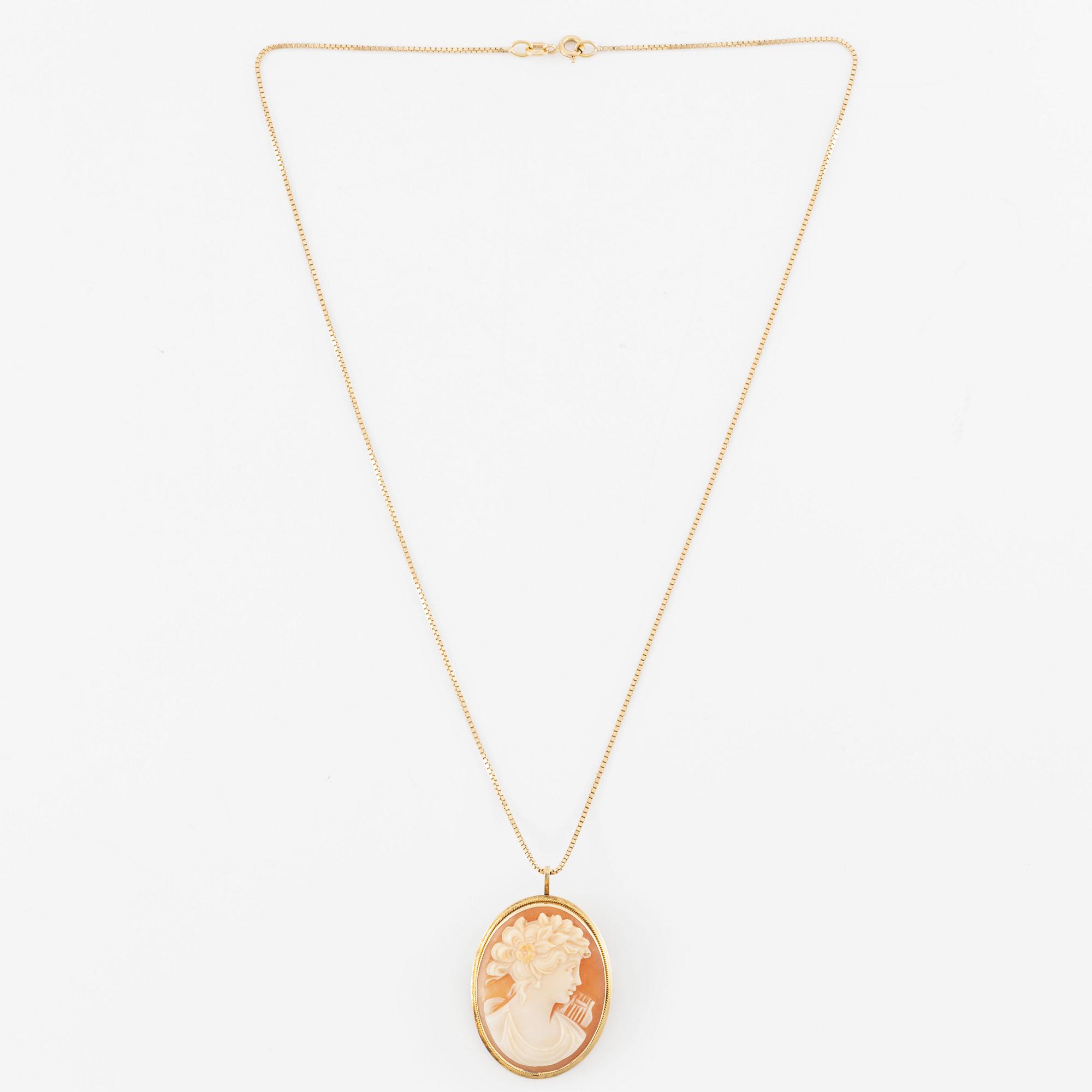 Pendant/brooch, 18K gold with shell cameo, with chain Balestra 18K gold.