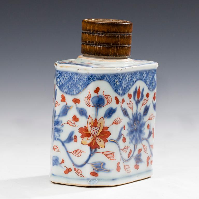 TEDOSA, porslin, Imari, Kina 1700-tal.