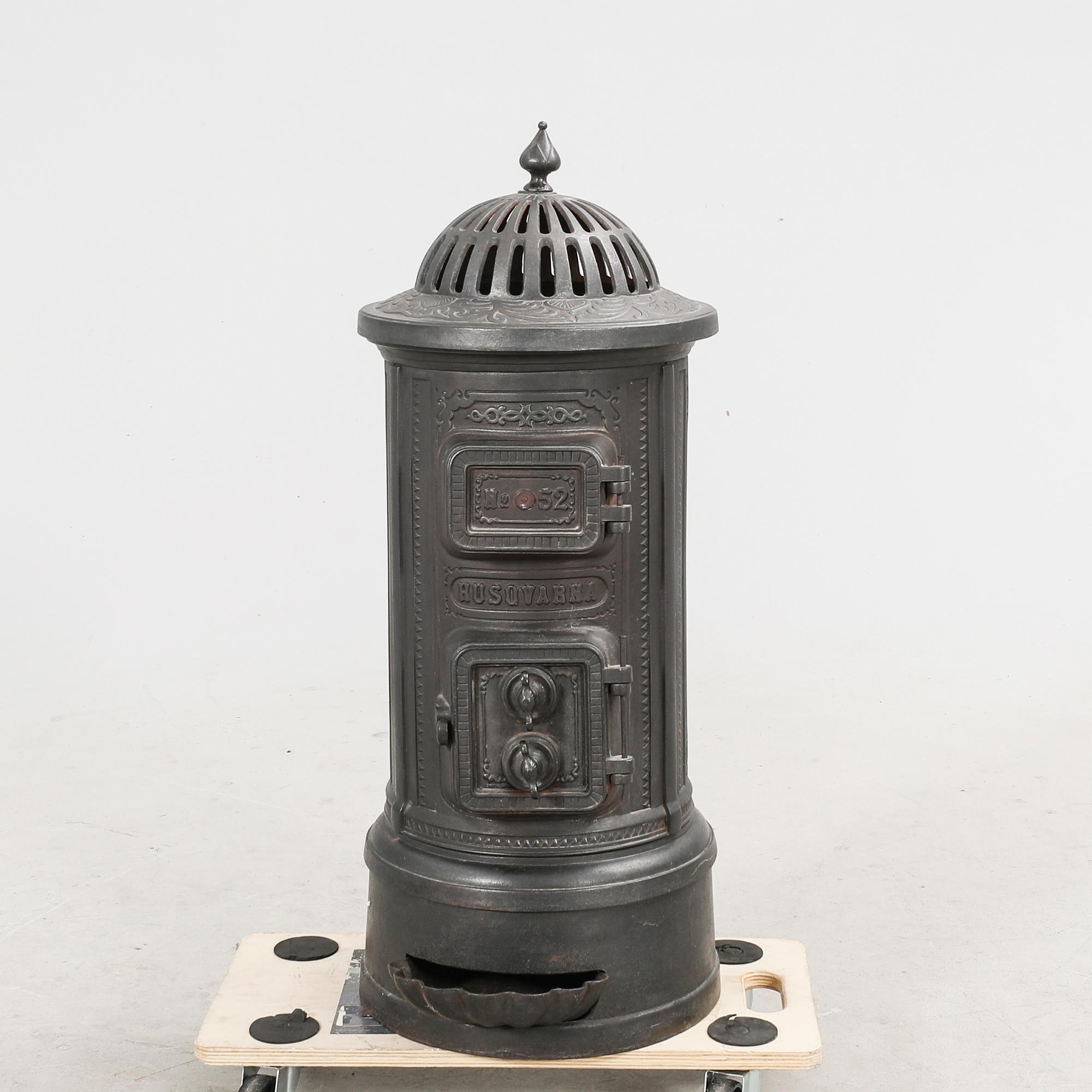 Kamin, Husqvarna No 52 gjutjärn, omkring 1900.