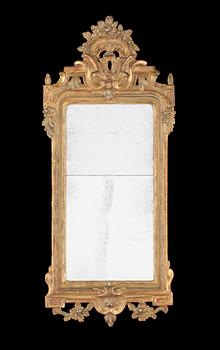 627. A Gustavian late 18th century mirror.