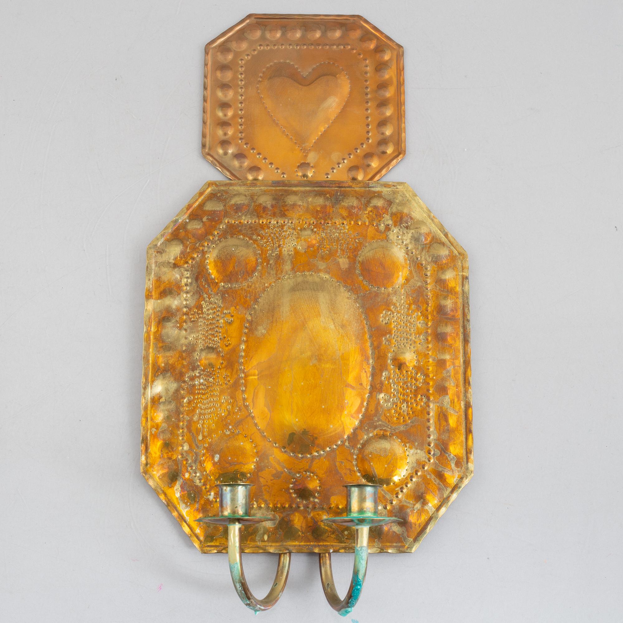 A pair of wall sconces, Baroque style, 20th century.