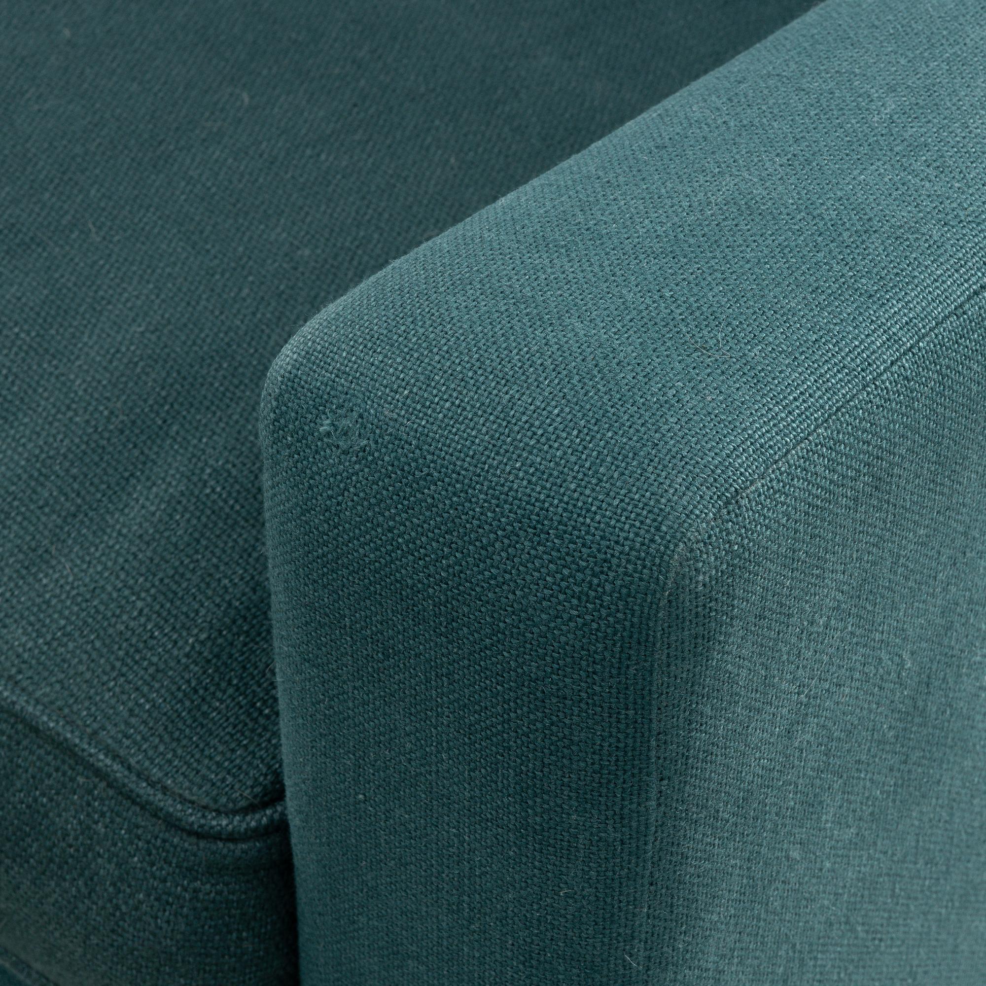 Josef Frank, a model 3031 sofa, Firma Svenskt Tenn, 2020.