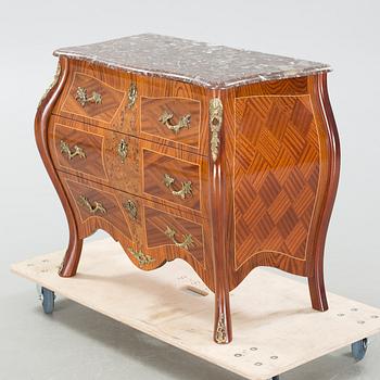 A mid 20th century chest of drawers.