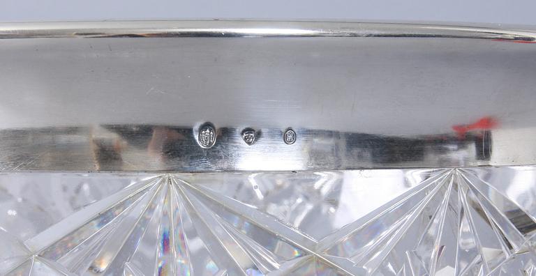 FRUKTSKÅL MED STÄLL, delvis silver, Danmark och glas, 1900-tal.