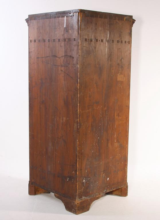 HÖRNSKÅP, Karl-Johan. 1800-talets första hälft.