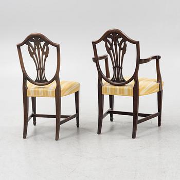 Stolar, 10 st samt karmstolar, 2 st, Hepplewhite-stil, England, 1900-talets början.