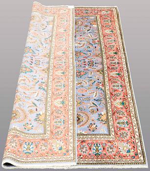 A CARPET, Silke Kashmir, ca 191 x 124 cm.