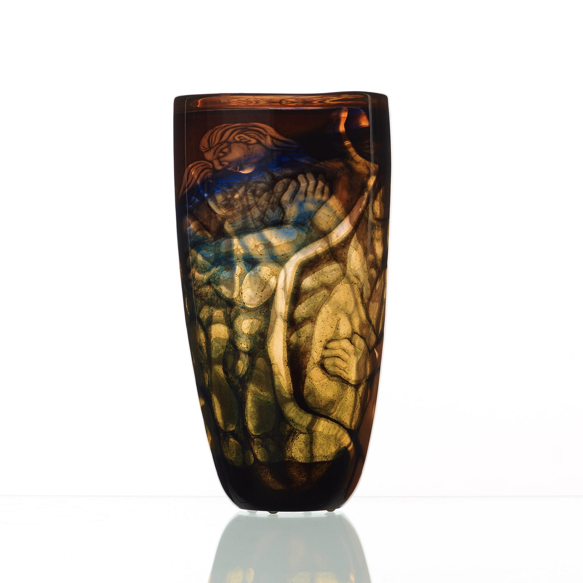 Eva Englund, a 'Graal' glass vase, Muraya 1990.