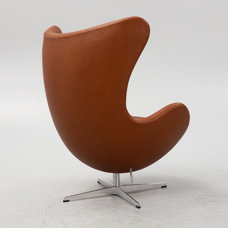 An 'Egg chair' by Arne Jacobsen, for Fritz Hansen, Denmark.