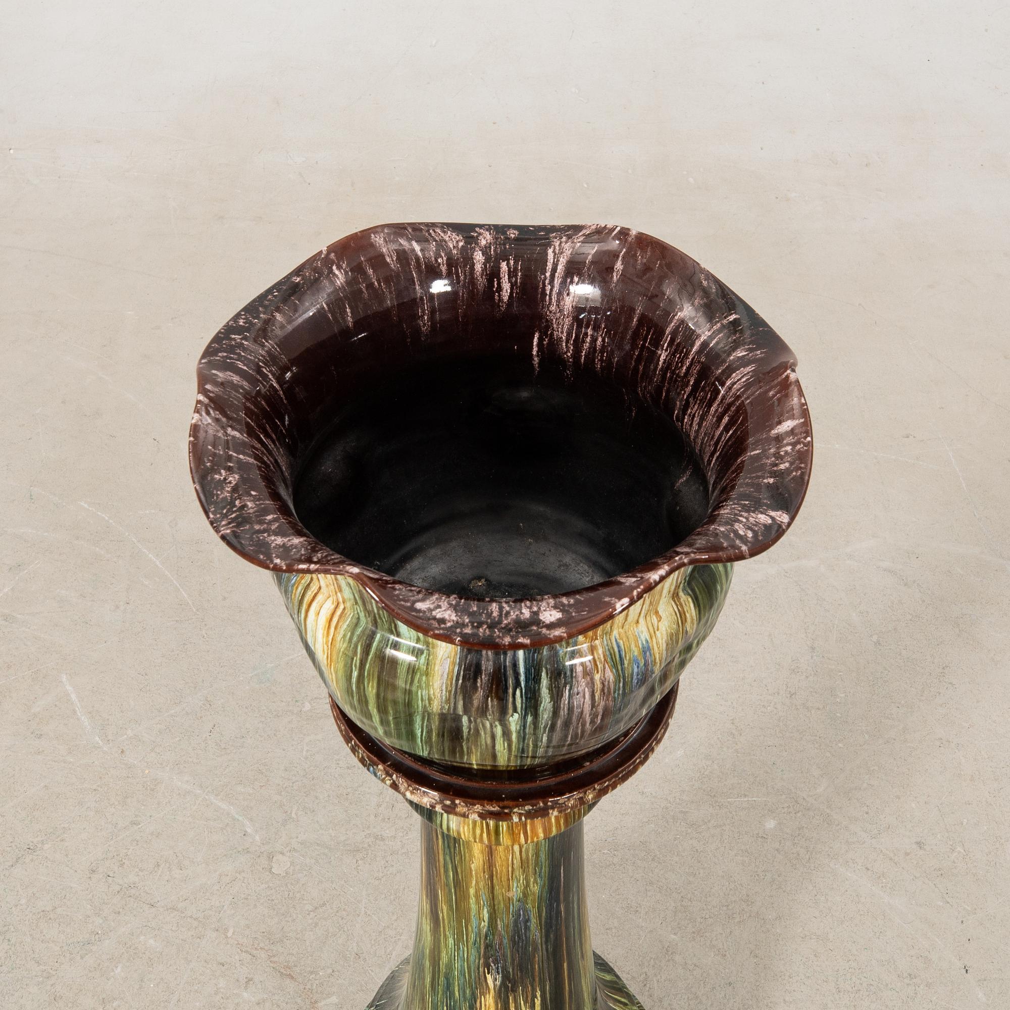 Pedestal with outer casing Bretby Art Pottery England circa 1900 majolica.