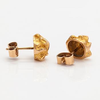Björn Weckström, A pair of 14K gold earrings "Nugget". Lapponia.