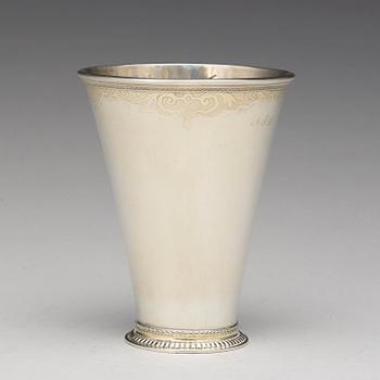 Petter Lund, bägare, silver, Nyköping 1736.