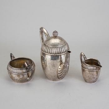 KAFFESERVIS, 3 delar, silver. Gustaf Möllenborg, Stockholm 1911. Vikt ca 816 gram.