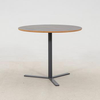 Akaba Table.