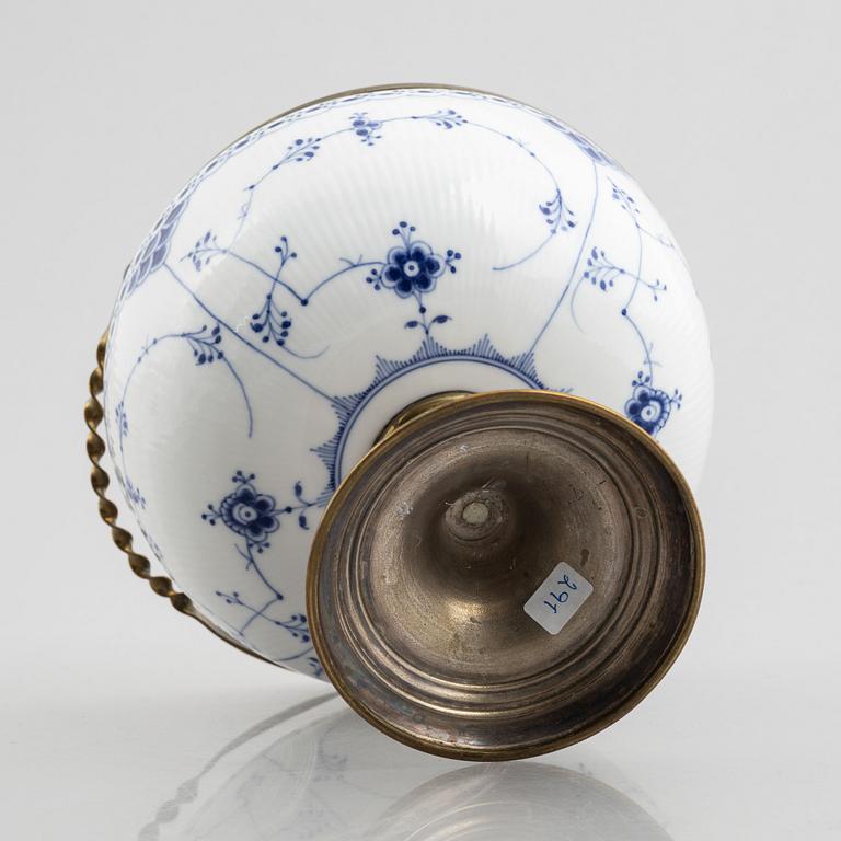 A 'Blue Fluted Half Lace' / 'Musselmalet' bowl with metal fittings, Royal Copenhagen, 19th century.