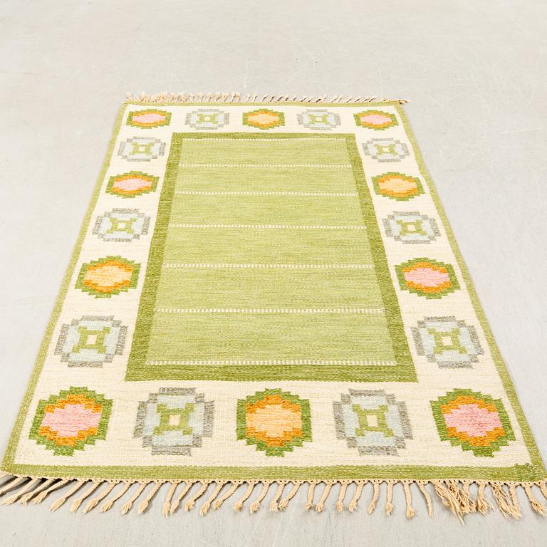 Ingegerd Silow, Matta rölakan signerad ca 203x139 cm.