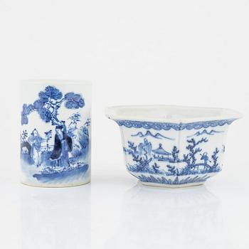 A blue and white brush holder, censer, and pot. China, late Qing Dynasty.