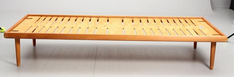 DAGBÄDD, design Sigvard Bernadotte och Acton Björn för Dunlopillo, Stockamöllans AB. 1900-talets andra hälft.