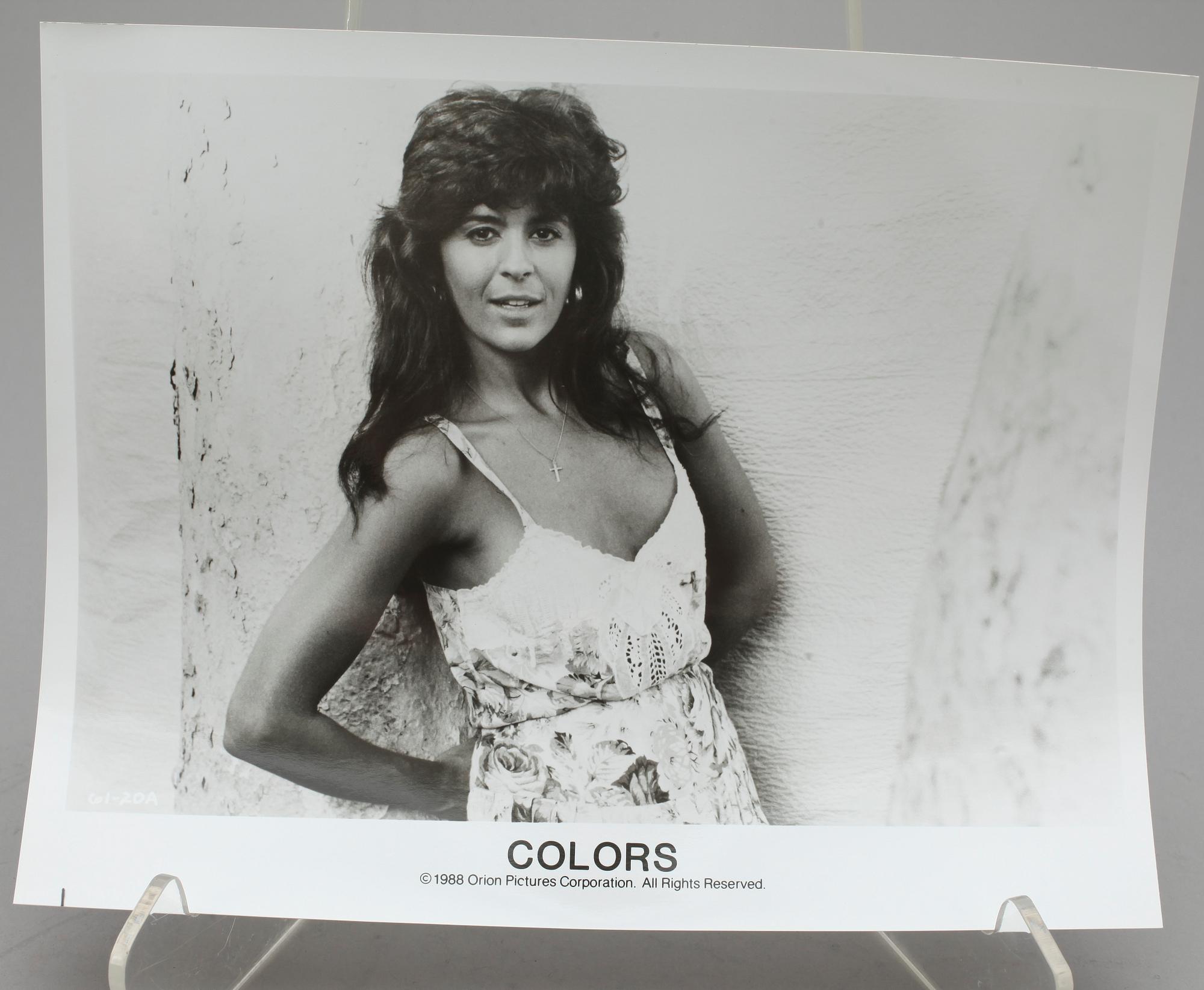 FILMMEMORABILIA, promotionfotografier, ca 100 st, från tolv filmer, vissa dubletter bl a "The in crowd", 1987.