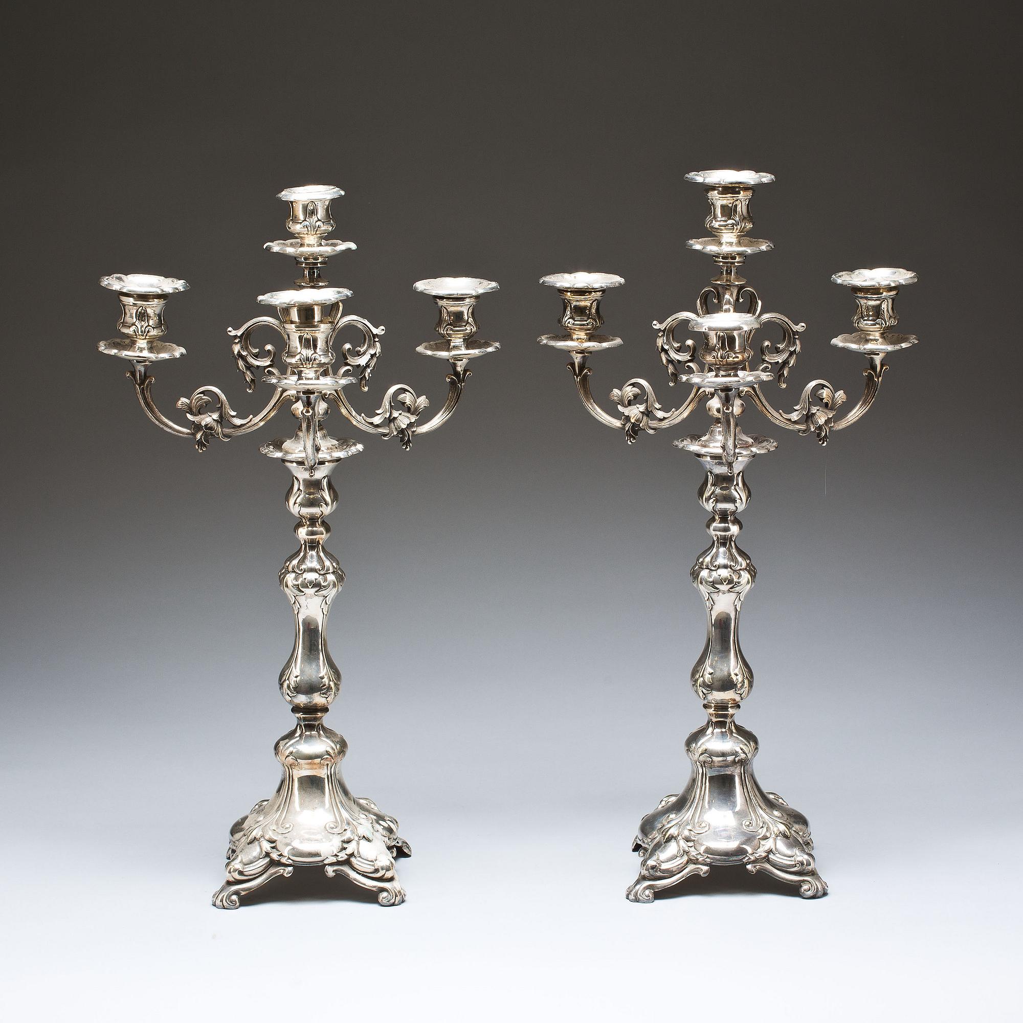 KANDELABRAR, ett par, nysilver, 1900-talets första del.