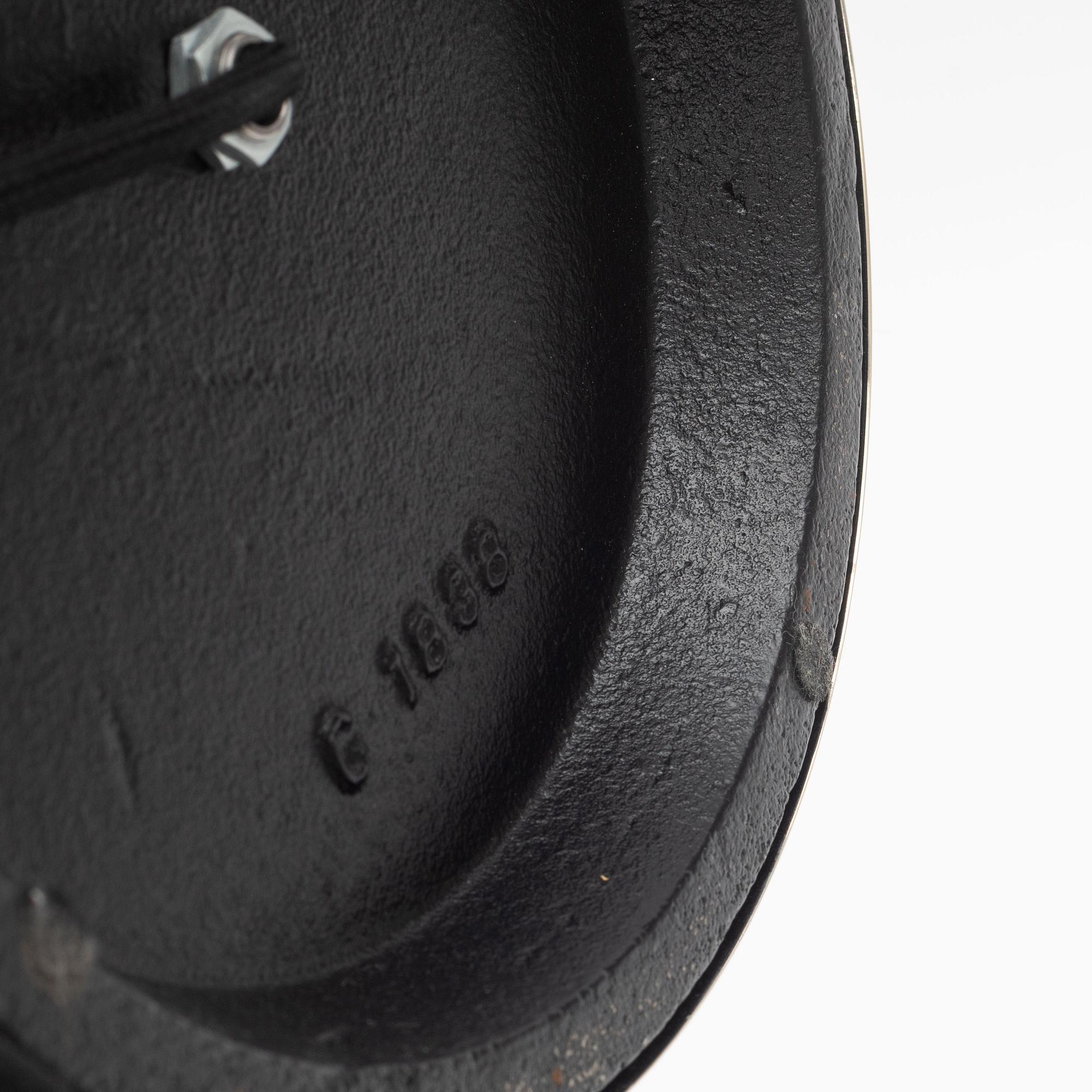 Josef Frank, golvlampa, modell 1838, "Spirallampan", Firma Svenskt Tenn, 2000-tal.