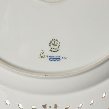 A Royal Copenhagen 'Flora Danica' dish, Denmark, 2000-2004.