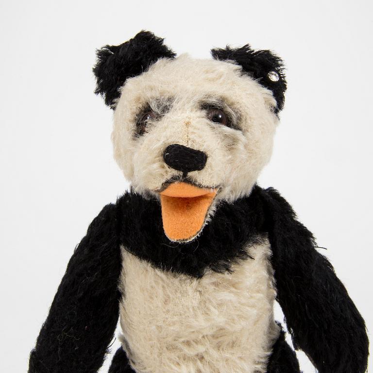 A Steiff pandabear Germany c. 1950.