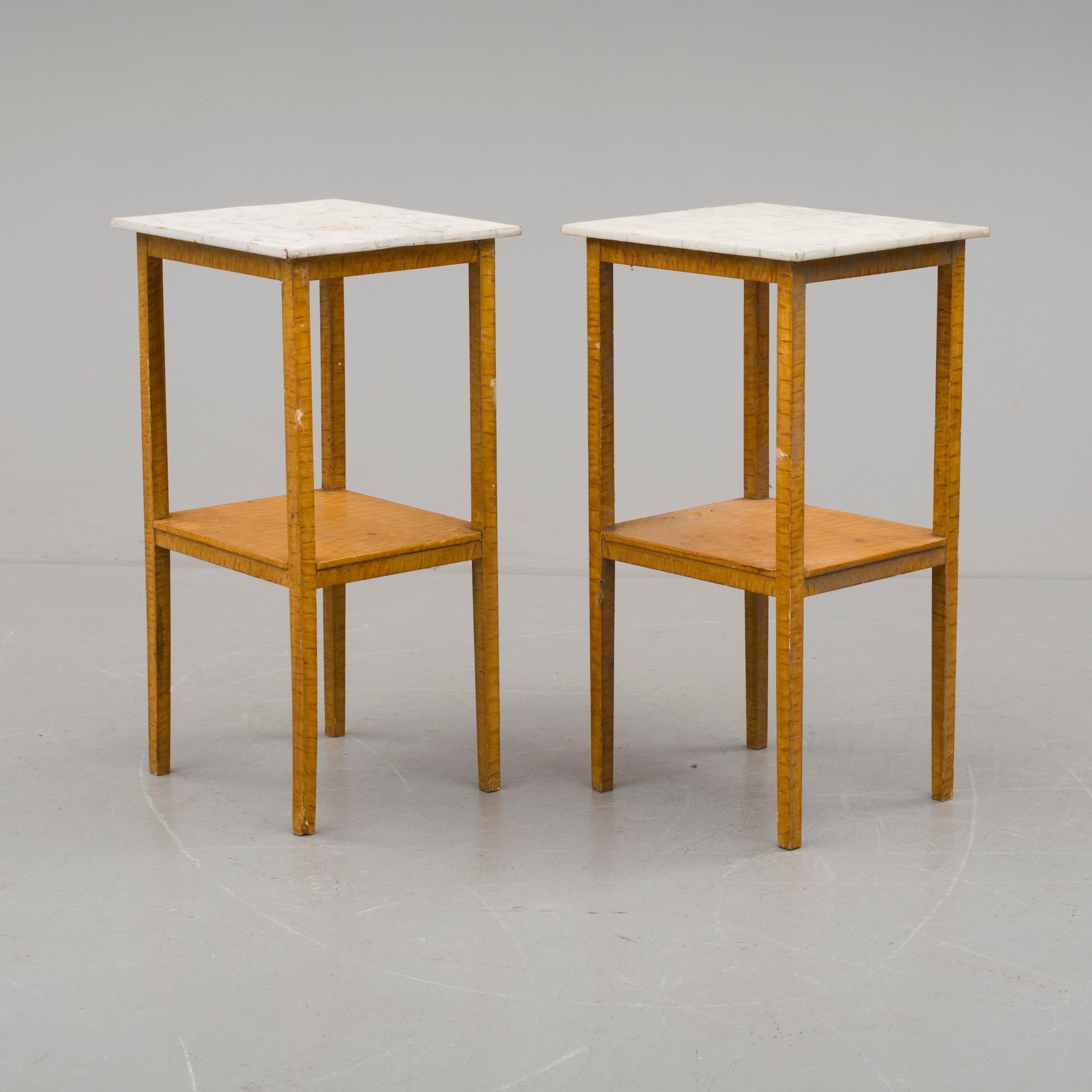 SÄNGBORD, ett par, 1900-talets första hälft.