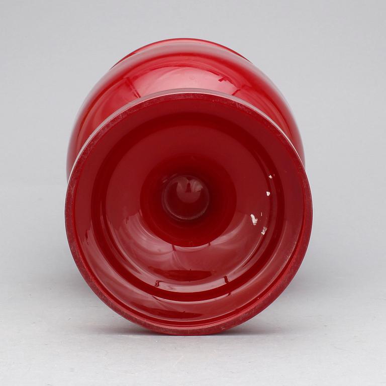URNA, glas, modern tillverkning.
