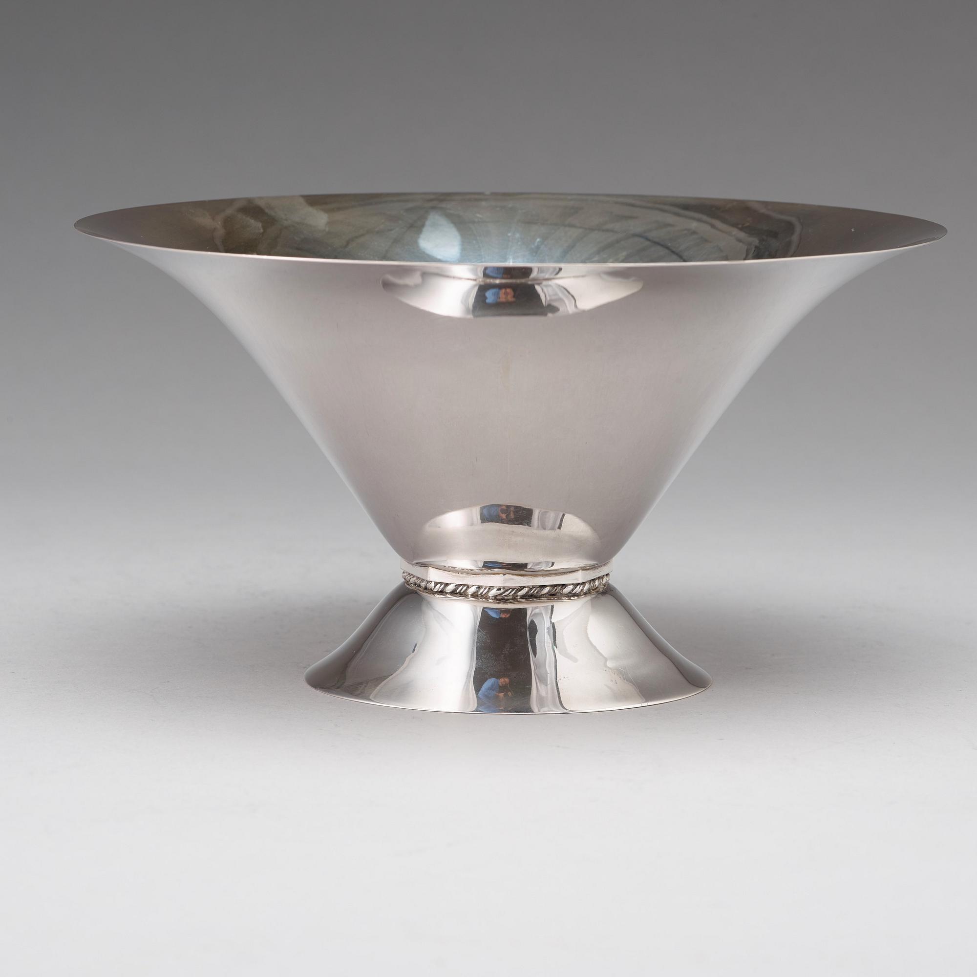 Wiwen Nilsson, skål, Lund 1929, silver.