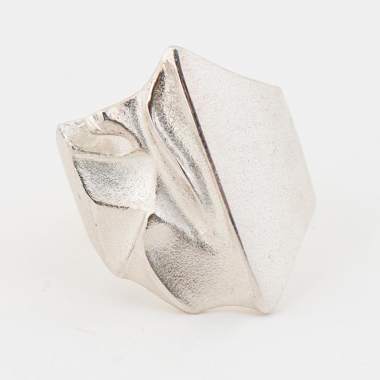 BJÖRN WECKSTRÖM, SORMUS ja KORVAKORUT, hopeaa. Lapponia 2009-10.