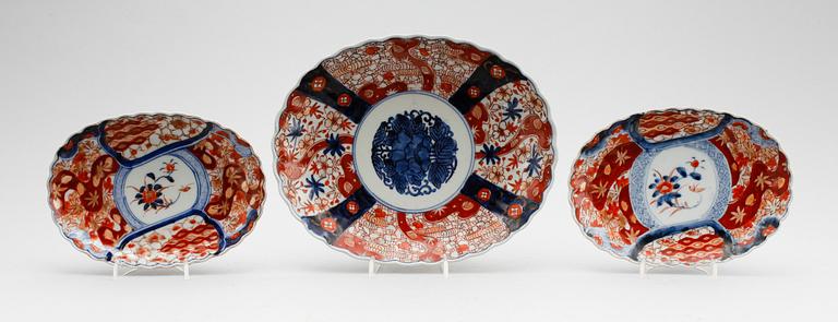 FAT, 3 st, porslin, Imari, Japan, 1800-/1900-tal.