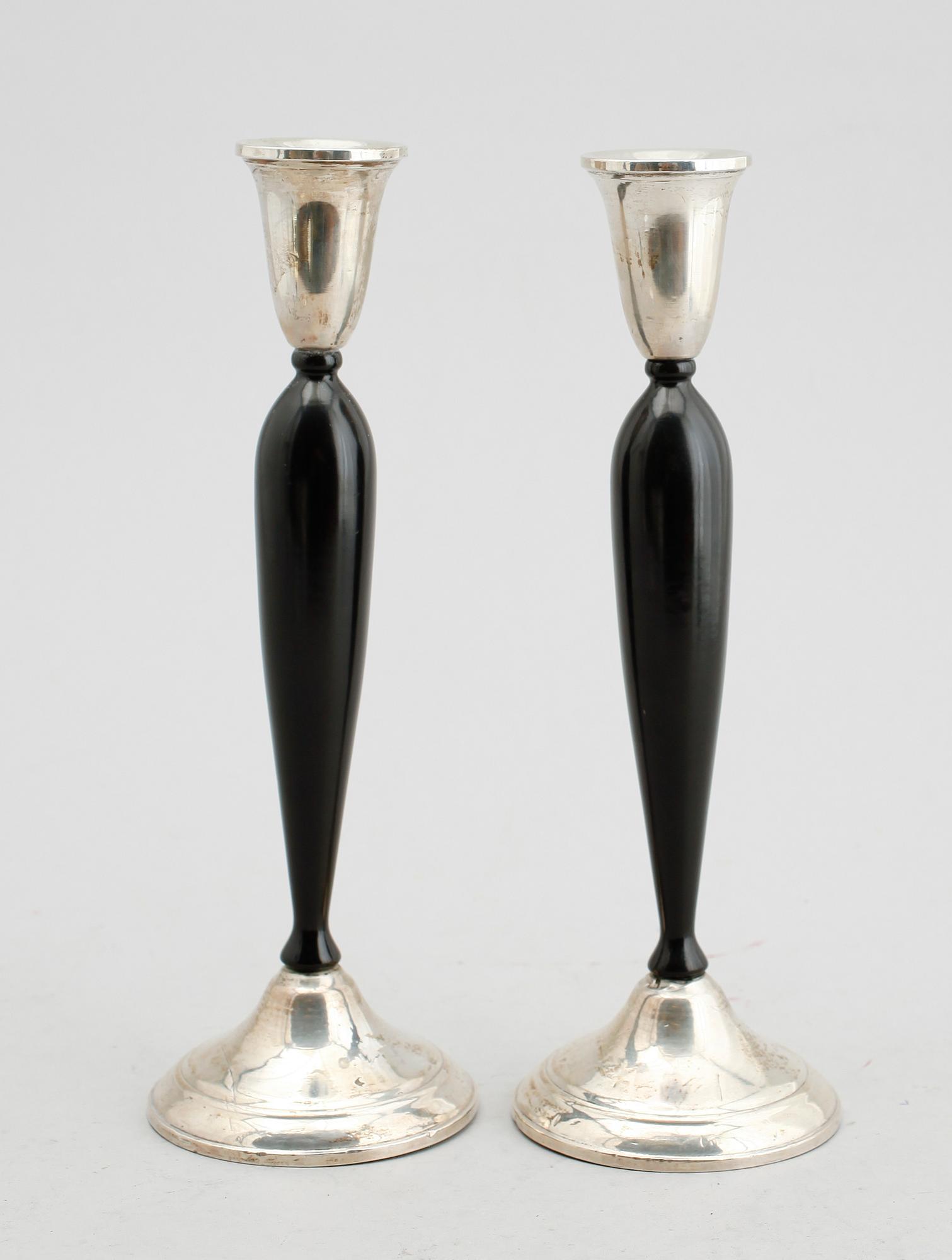 LJUSSTAKAR, 1 par, silver, 1900-talets första hälft.